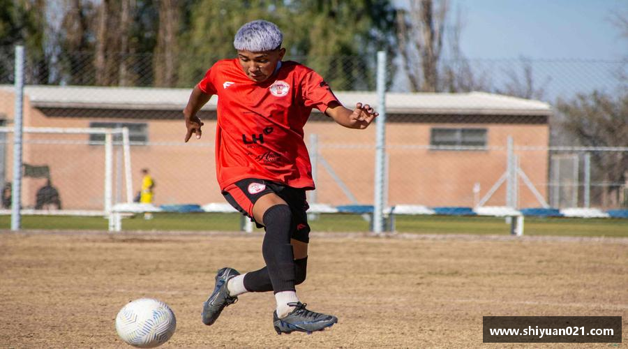 hth.com拼尽全力，聚集荣耀